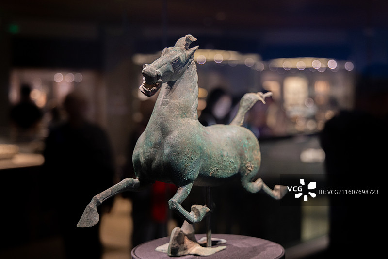 甘肃省博物馆 东汉 铜奔马 武威市雷台出土图片素材