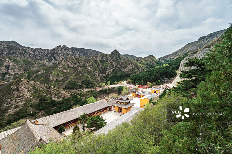 广灵县圣泉寺全貌图片素材