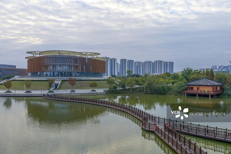 航拍江西赣州南康家居小镇景区建筑景观城市风光图片素材