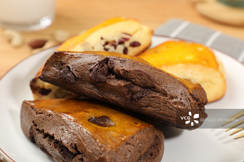 巧克力司康蔓越莓核桃司康图片素材