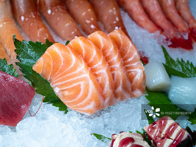 海鲜刺身拼盘图片素材