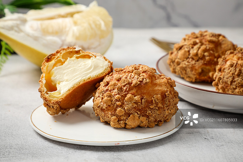柚子味大泡芙图片素材