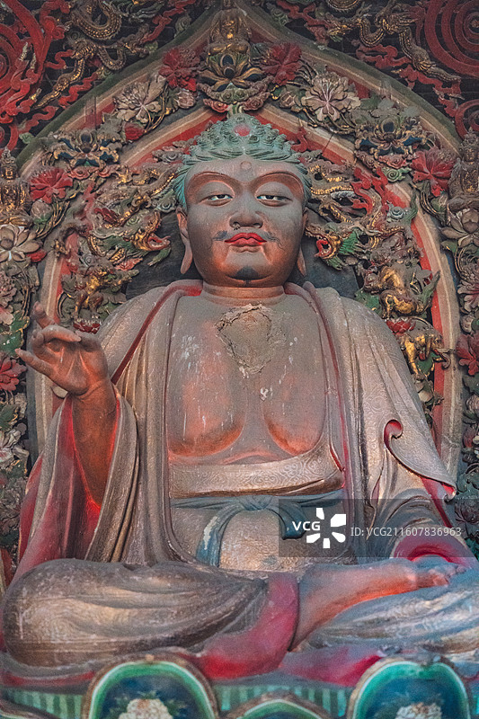山西新绛县福胜寺三佛洞彩塑图片素材