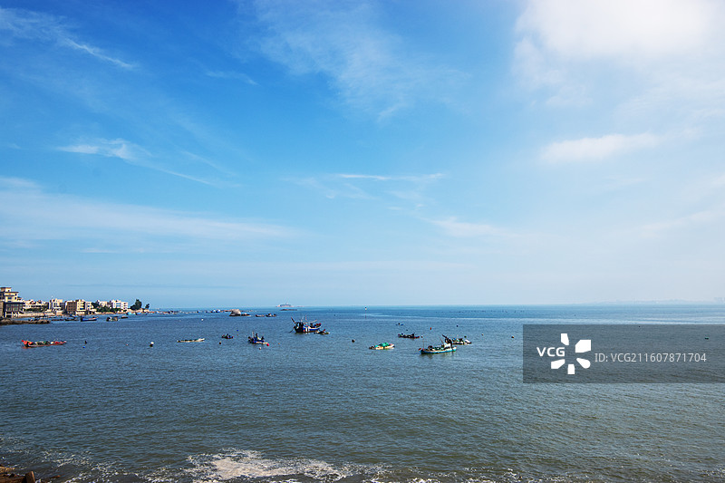 福建泉州台商区月亮湾沙滩风筝表演及周边风光图片素材