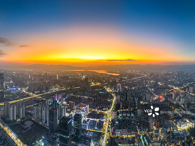 云南昆明夜景城市风光全景航拍图片素材