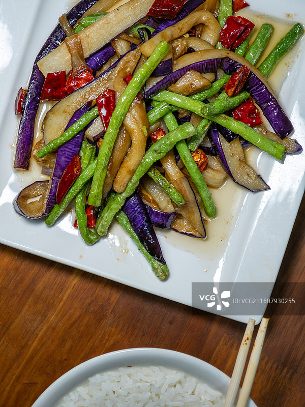 干煸豆角炒茄子图片素材