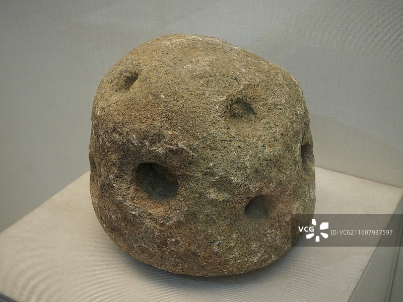 石夯 时代:明 质地:石 山海关中国长城博物馆图片素材