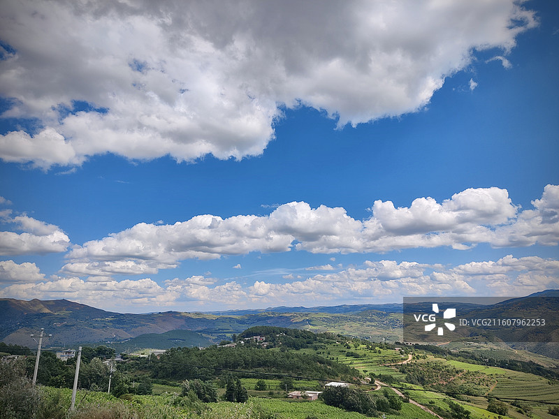 威宁县牛棚镇营山村山川之美图片素材