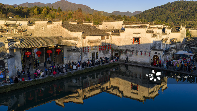 安徽黄山市黟县宏村月沼航拍图片素材