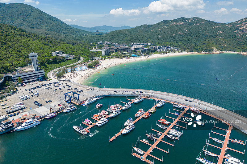 海边的游艇，深圳浪骑游艇会图片素材