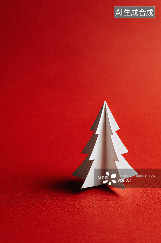 【AI数字艺术】简约白色折纸圣诞树图片素材
