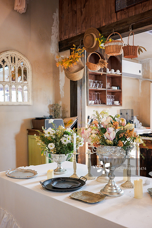 郊外田园式咖啡店图片素材