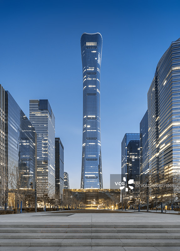 北京国贸CBD中央公园夜景，北京国贸CBD夜景，城市天际线，中信大厦，中国尊，智慧城市，科技城市图片素材