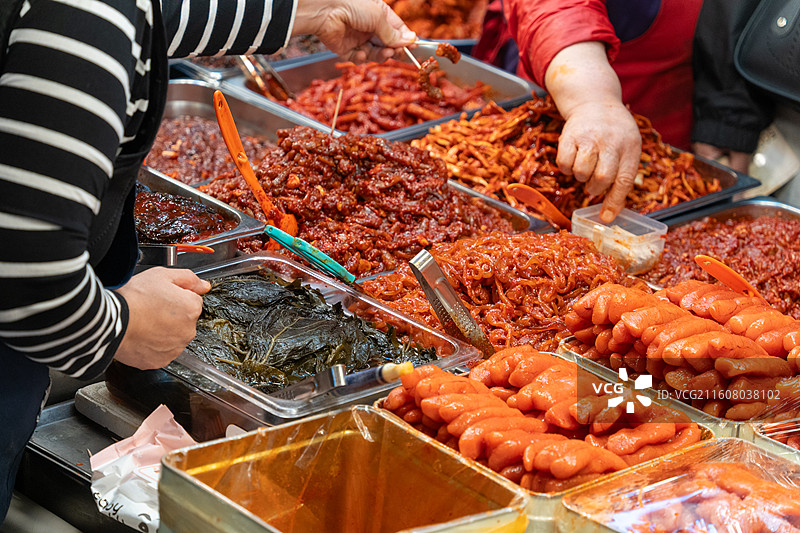 首尔广藏市场韩式小菜摊档图片素材