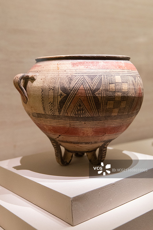 国博美的多元古希腊陶迪诺斯罐图片素材