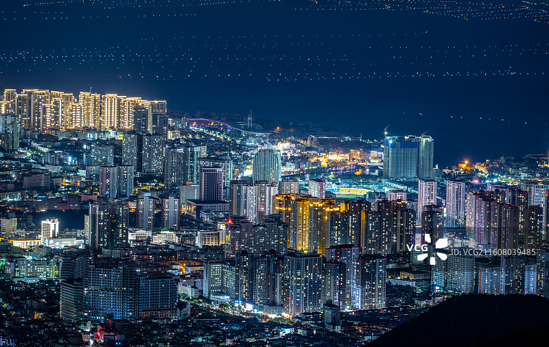 大理者摩山俯瞰洱海渔灯夜景图片素材