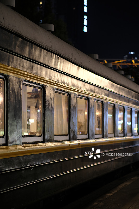 火车上的特色餐厅下午茶图片素材