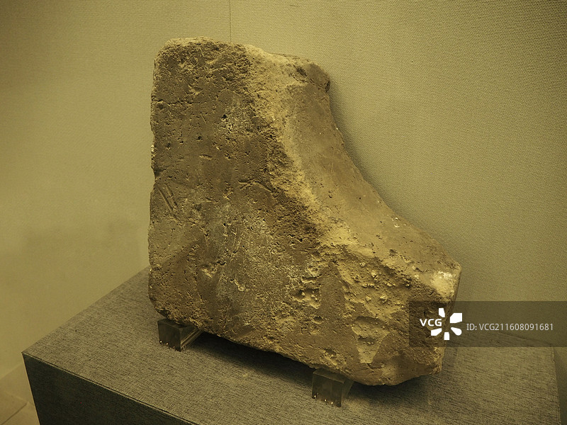 射孔砖 时代:明 质地:砖瓦 山海关中国长城博物馆图片素材