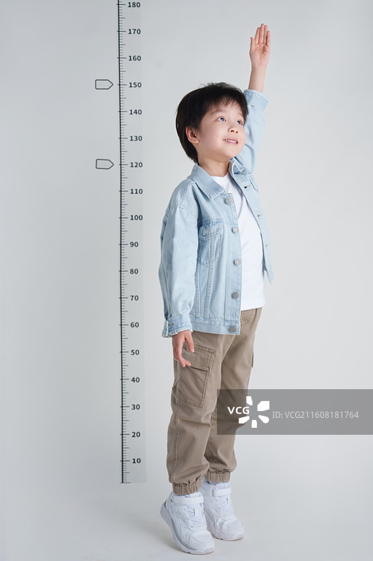 儿童测量身高图片素材