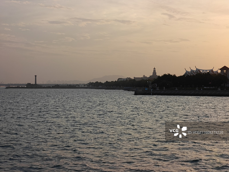 日落西山红霞飞-集美鳌园+集美中学图片素材