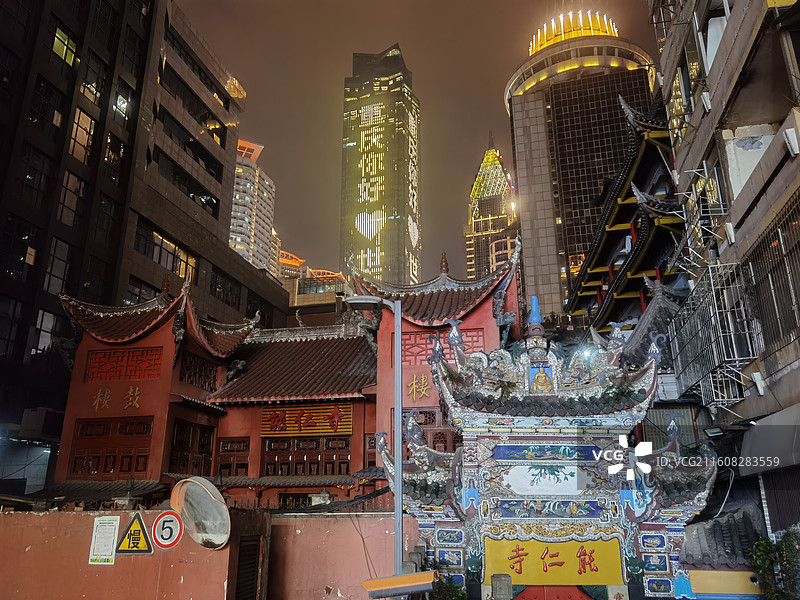 重庆市渝中区能仁寺夜景图片素材