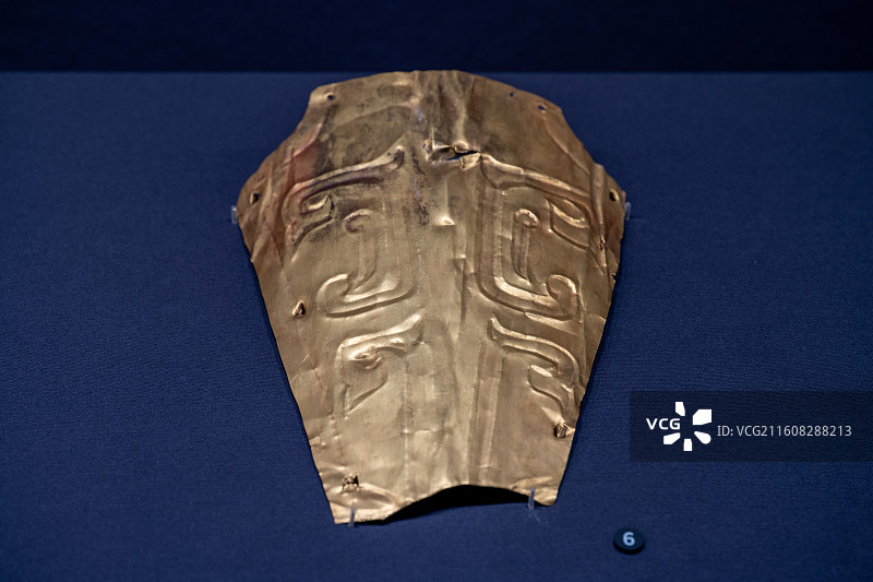 春秋时期黄金饰片，甘肃礼县出土，南京博物院藏图片素材