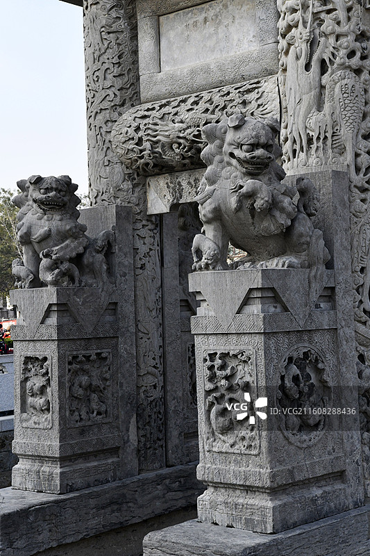 山东菏泽单县百狮坊精美的石刻图片素材
