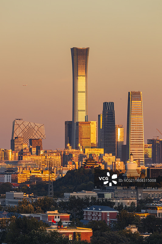 日落时分的城市风光图片素材