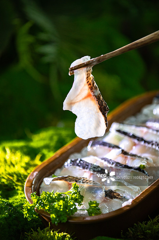 山野风拍摄火锅菜品-鱼片图片素材