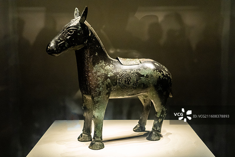 北京国家博物馆基本陈列青铜驹尊 西周中期1955年陕西郿县李村出土图片素材