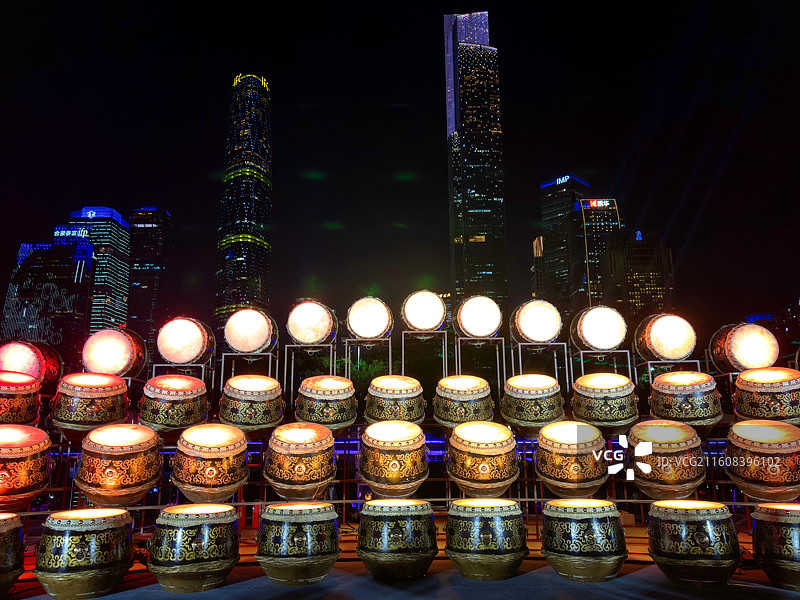 广州国际灯光节之中国古典鼓声光秀图片素材