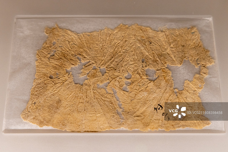 甘肃简牍博物馆 汉 药方纸（包裹药材） 1990-92年悬泉置遗址出土图片素材