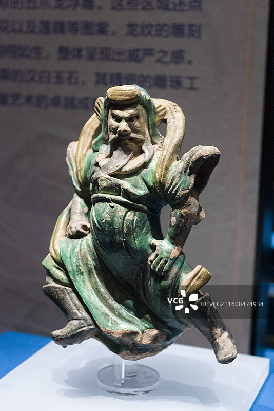 琉璃力士建筑构件 元代 鄂尔多斯市鄂托克旗城川镇出土 内蒙古博物院图片素材