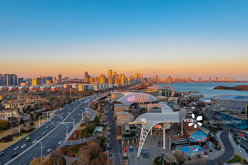 青岛西海岸城市天际线图片素材