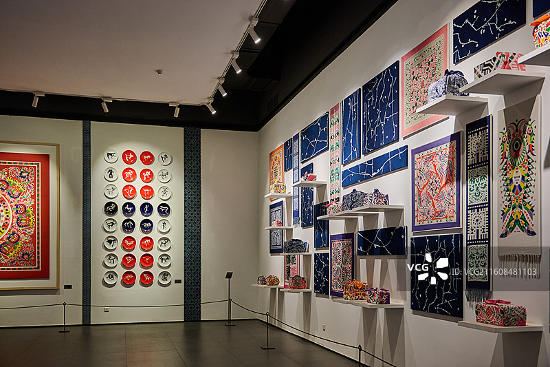 宁夏银川贺兰山岩画景区 银川韩美林艺术馆图片素材