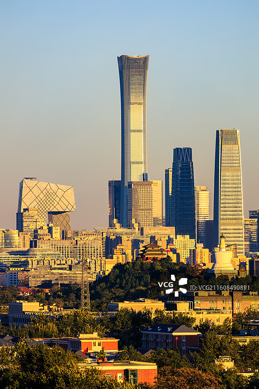 日落时分的城市风光图片素材