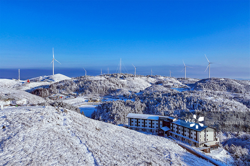 大雪节气，湖北省宜昌市夷陵区百里荒风景区的雪景美不胜收。图片素材