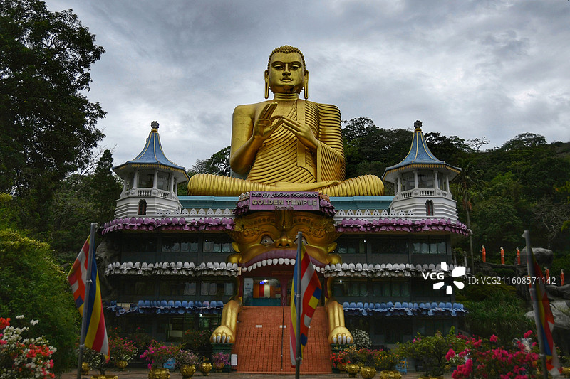 斯里兰卡丹布勒黄金寺 Dambulla Golden Temple图片素材