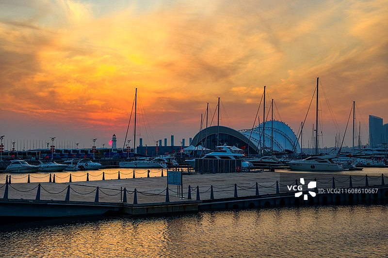 青岛城市海岸风光 奥林匹克帆船中心图片素材