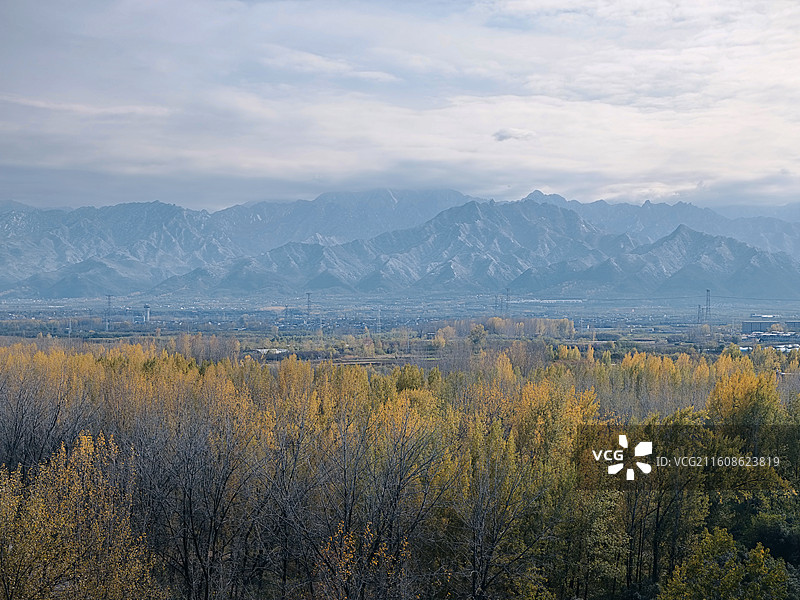 雪后的陕西西安秦岭图片素材