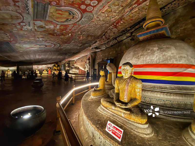 斯里兰卡丹布勒石窟寺 Dambulla Cave Temple图片素材