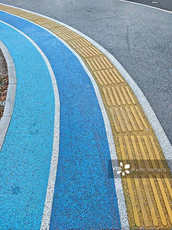 彩虹跑道图片素材