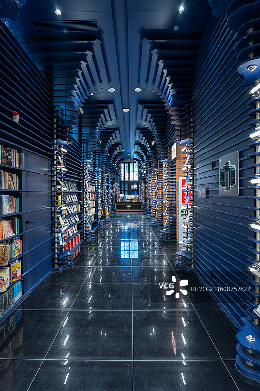 天津意式风情区钟书阁图片素材