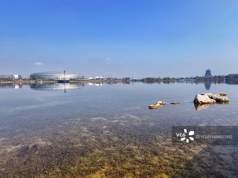 成都东安湖体育公园秋天图片素材