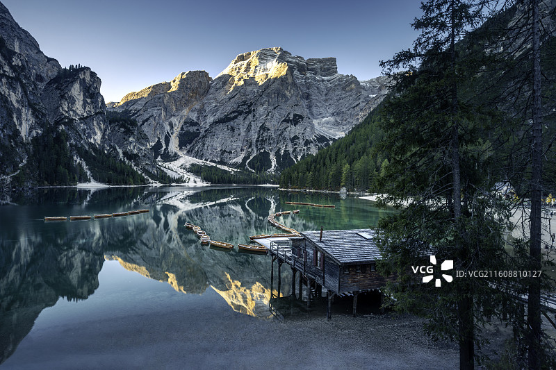 布莱耶斯胡图片素材