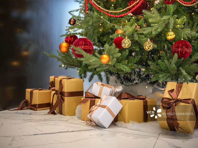 圣诞树与礼物图片素材