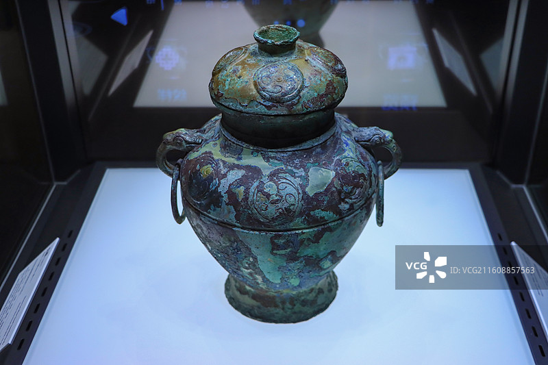 北京首都博物馆展出的北京房山琉璃河遗址出土西周时期克罍图片素材