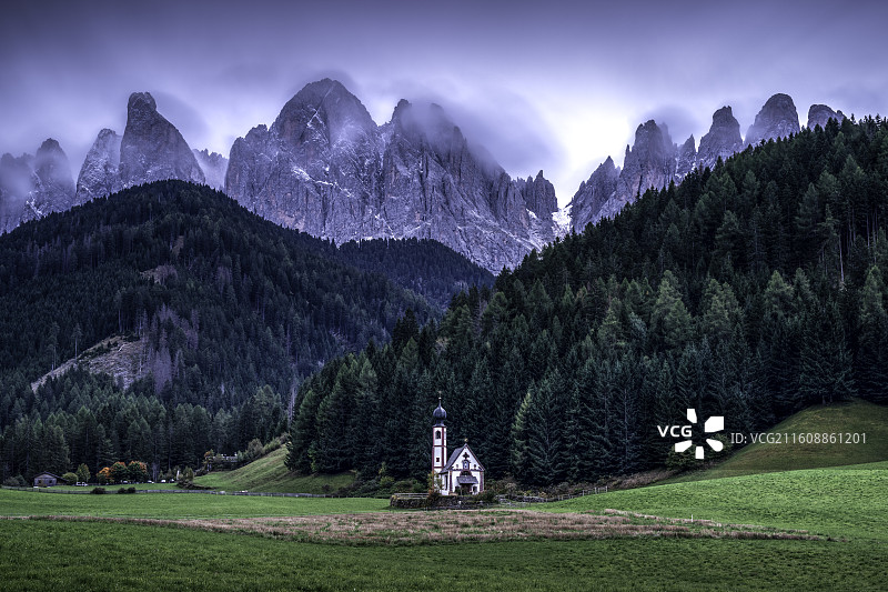 富内斯山谷图片素材