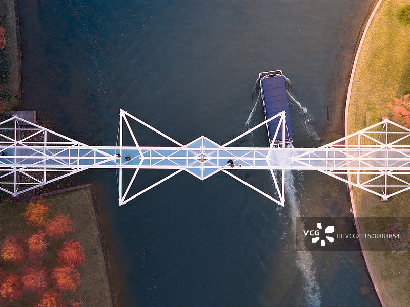 成都麓湖的极致几何美学2图片素材