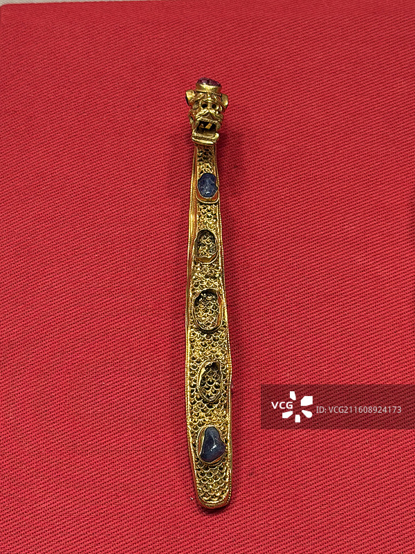 金镶宝带钩，明代，蕲春县博物馆藏，明代荆藩珍宝特展图片素材